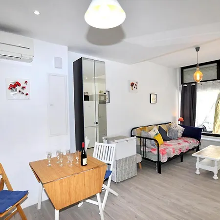 2 Bedroom Lovely In Pl بيت للعطل كانيه