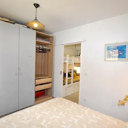 2 Bedroom Lovely In Pl بيت للعطل